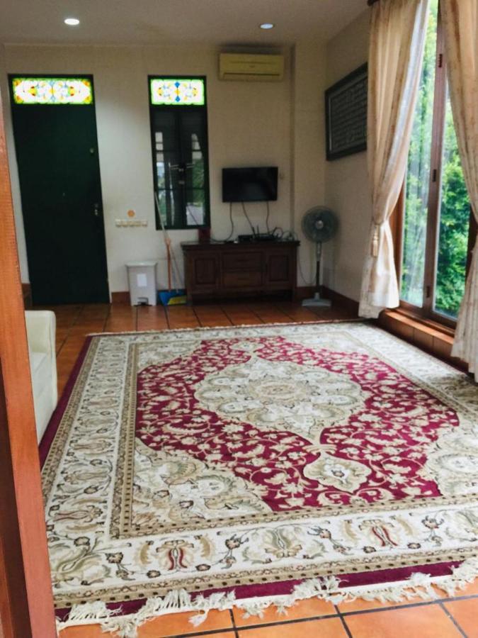 Villa Gathering Yuni Syahla Citaringgul Εξωτερικό φωτογραφία